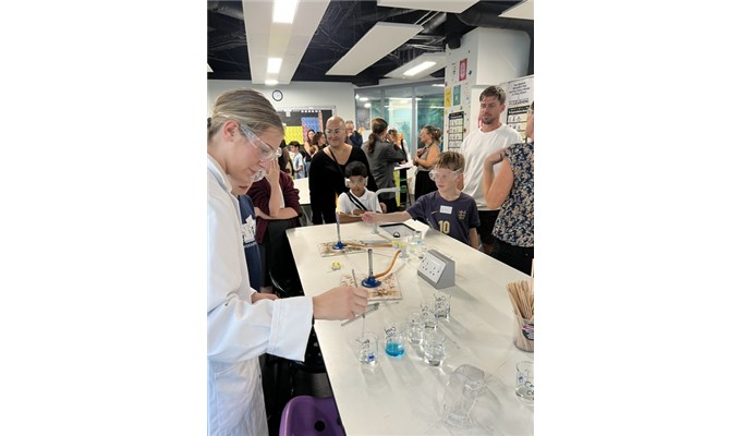 Science Takes Centre Stage at Open Evening &ndash; photo 49