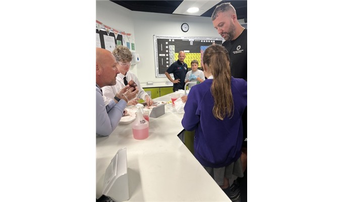 Science Takes Centre Stage at Open Evening &ndash; photo 50