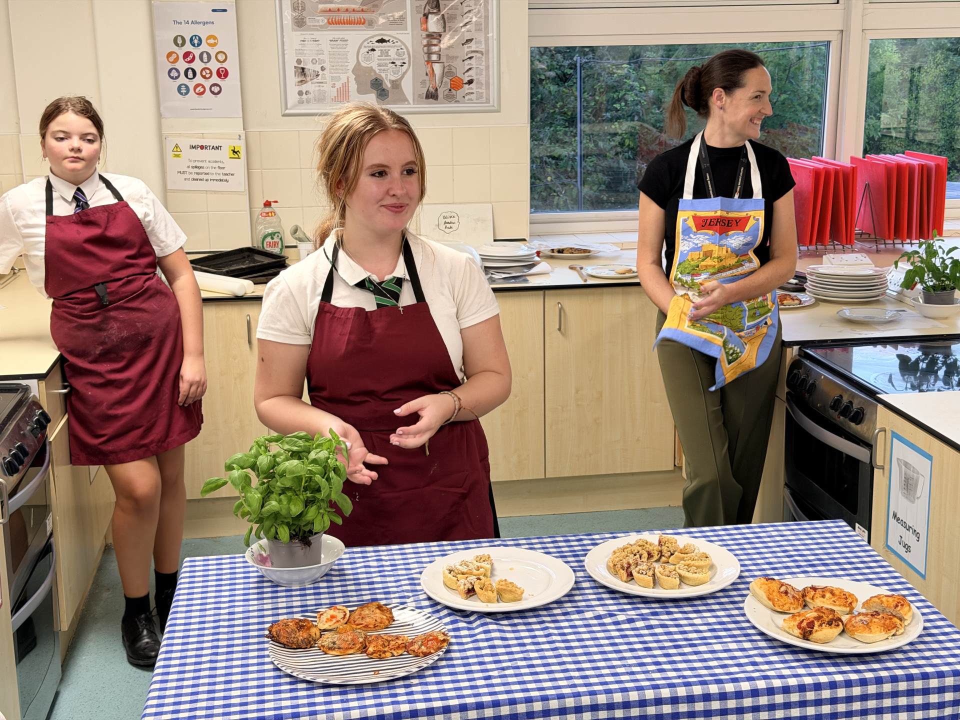 A Wonderful Welcome at Our Open Evening – photo 7