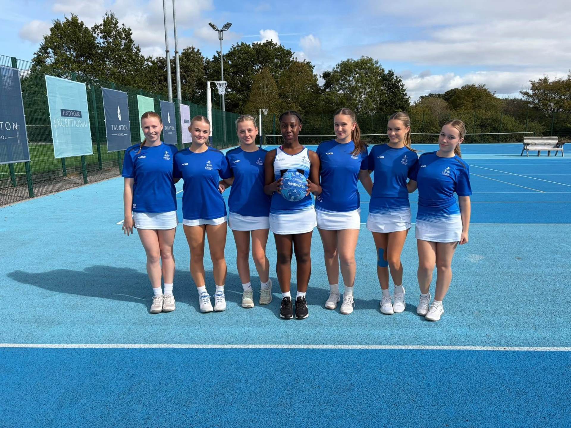 Sixth Form Netball Academy Opens Its Season – photo 41